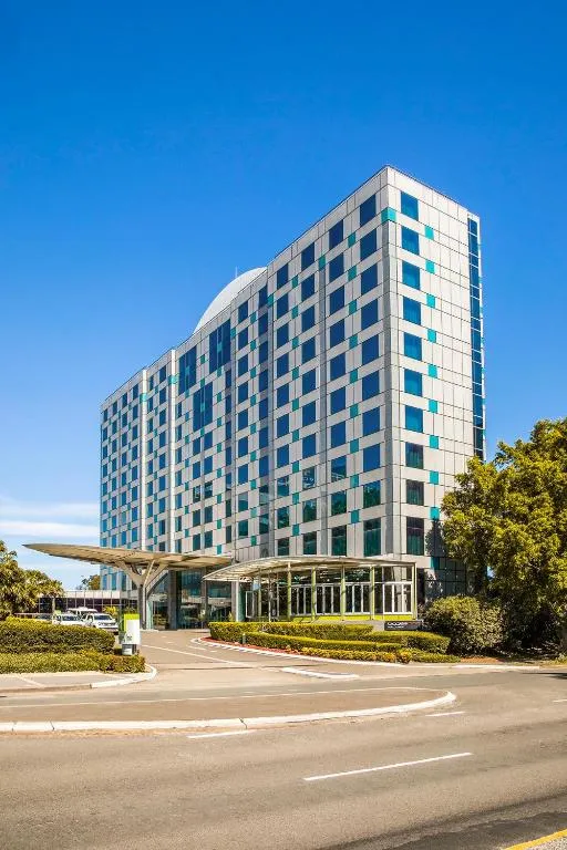 Exterior of Crowne Plaza Sydney Airport